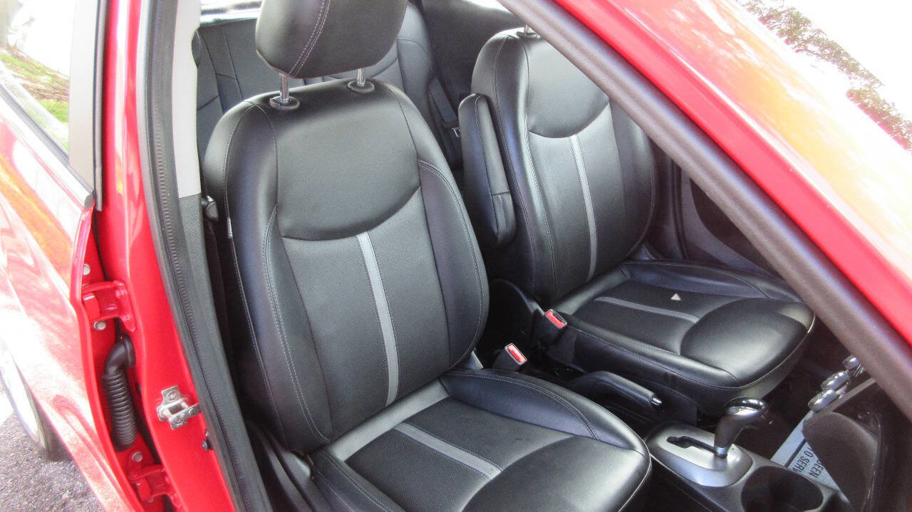 Used 2021 Chevrolet Spark LT w/ Driver Confidence Package image 27