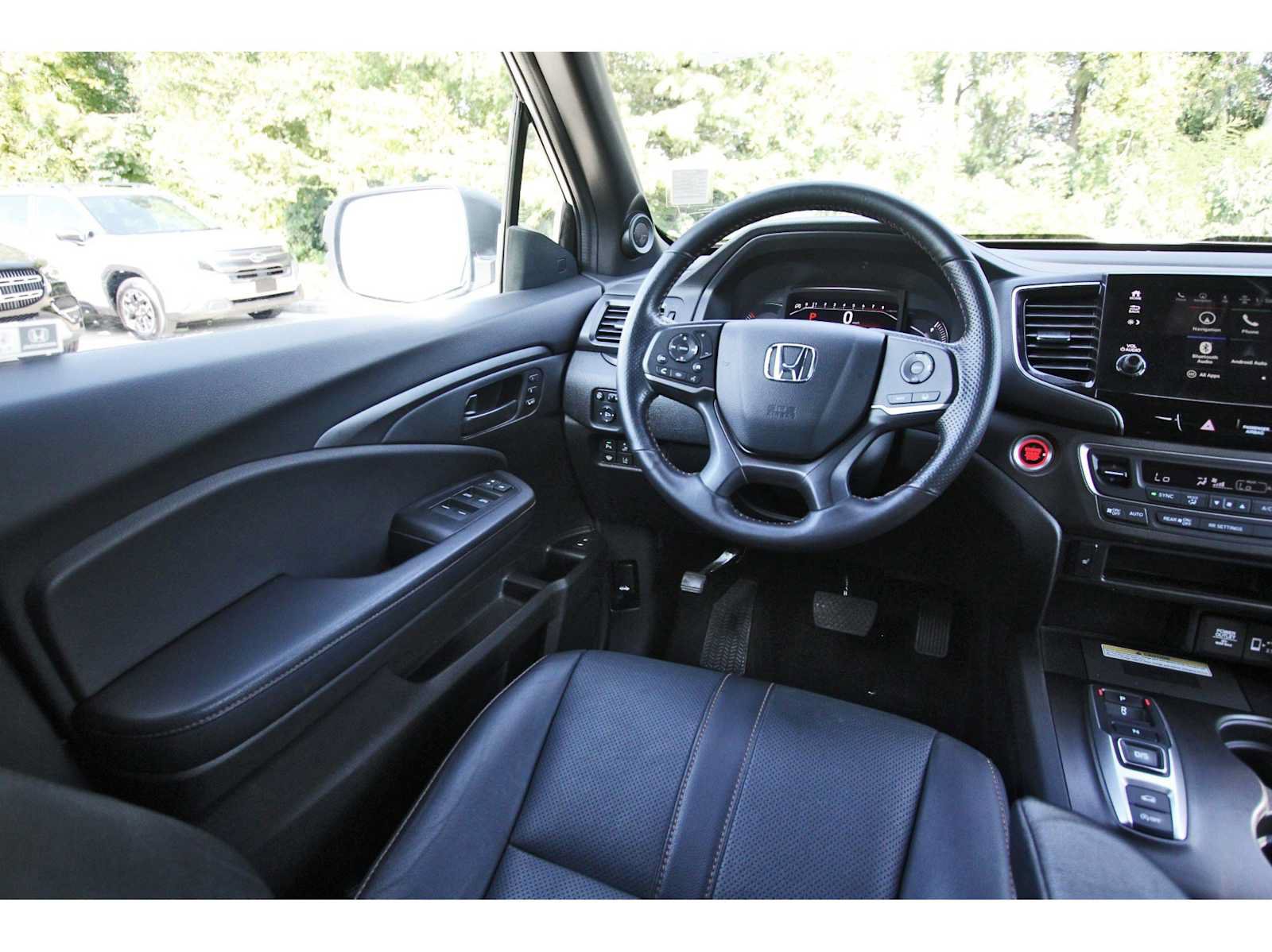 Used 2022 Honda Passport TrailSport image 6