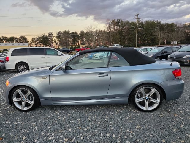 Used 2010 BMW 135i Convertible w/ Premium Pkg RWD image 8