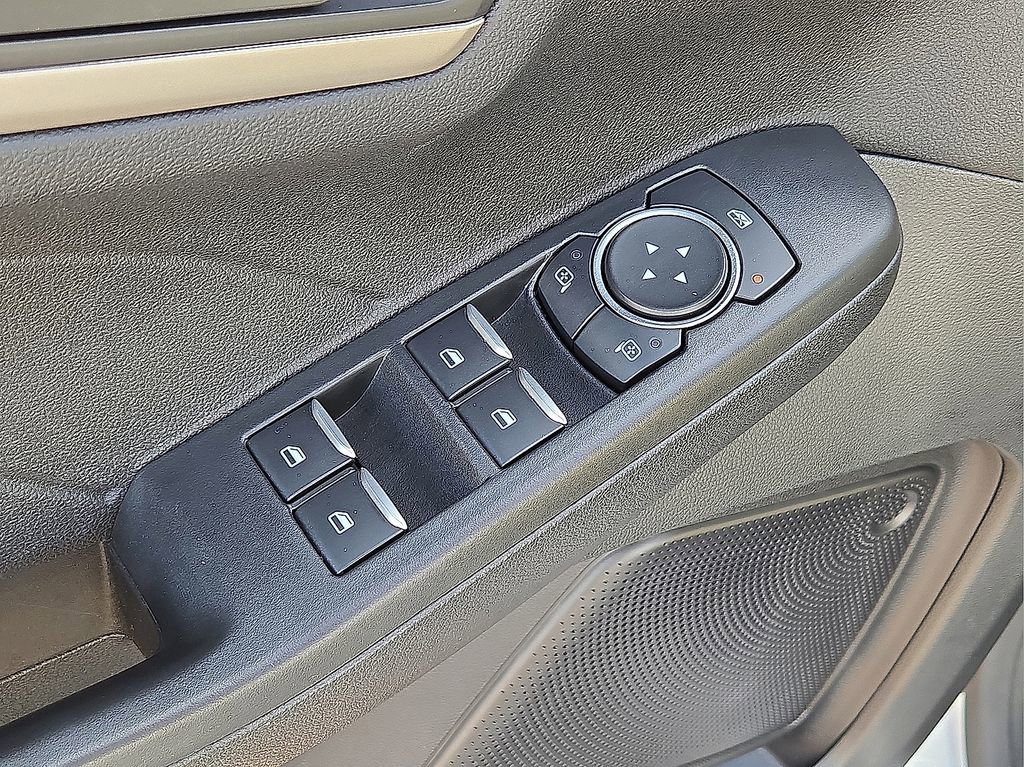 Used 2022 Ford Escape SE w/ Convenience Package image 23