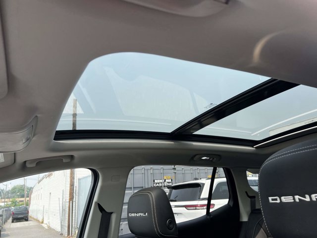 Used 2023 GMC Terrain Denali AWD/4WD image 19