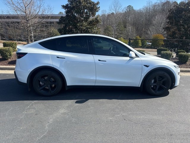 Used 2026 Tesla Model Y Long Range image 2