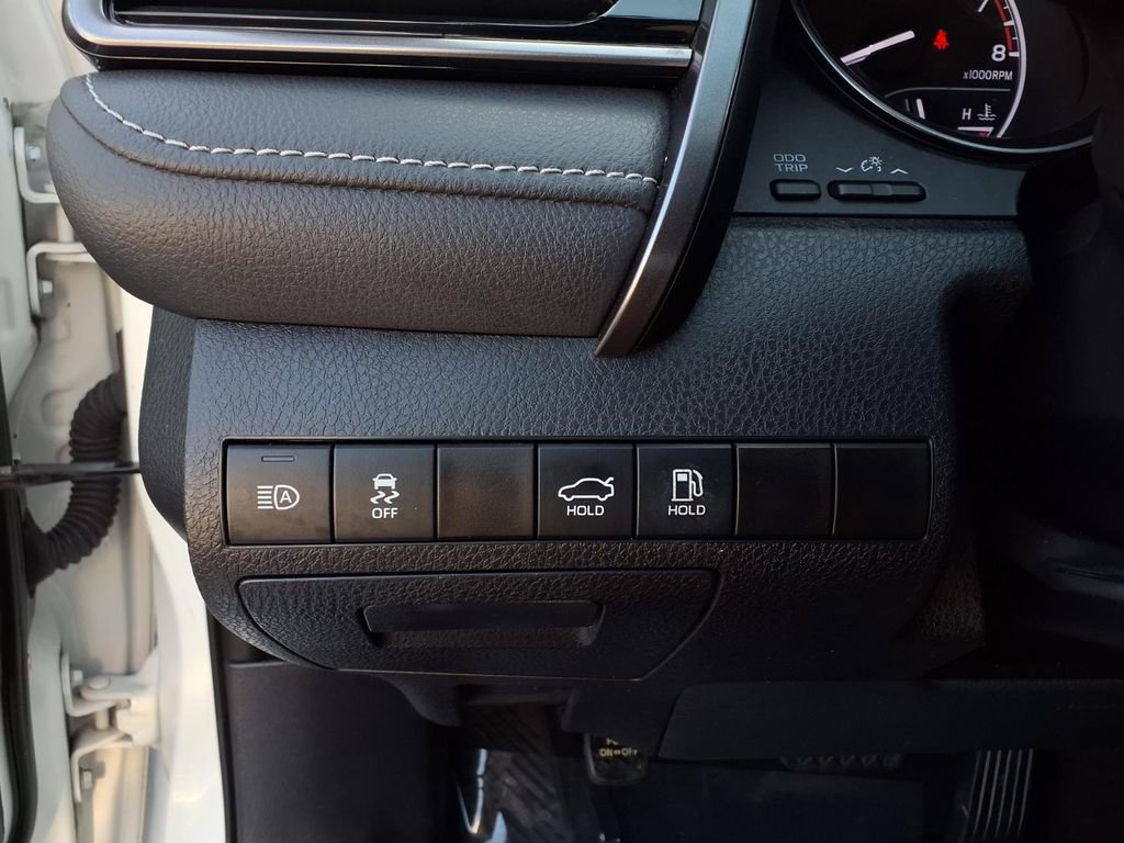 Certified 2023 Toyota Camry SE w/ Protection Package (Q2) (TMS) FWD image 15
