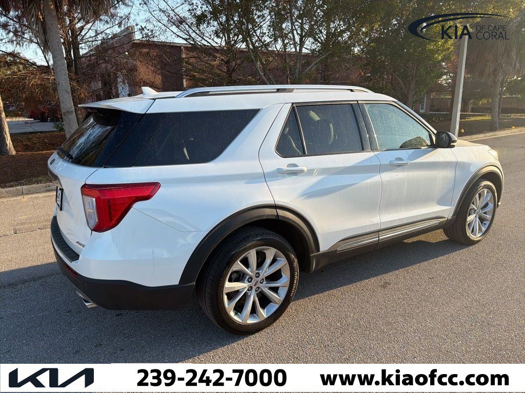 Used 2022 Ford Explorer Platinum w/ Technology Package image 8