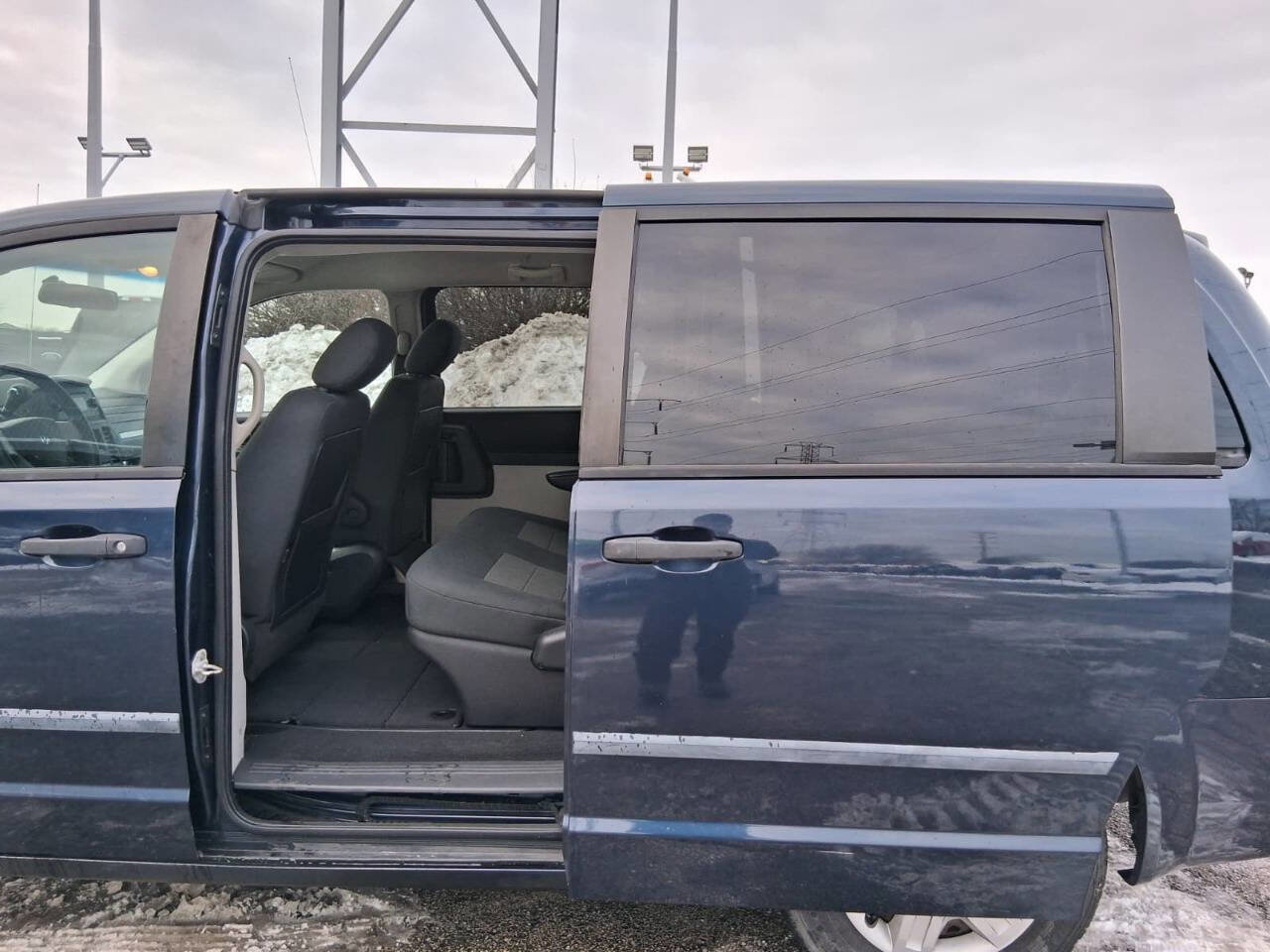 Used 2008 Dodge Grand Caravan SE image 10