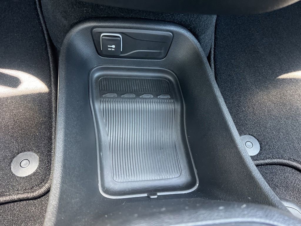 Used 2024 Chrysler Pacifica Touring-L w/ S Appearance Package FWD image 67