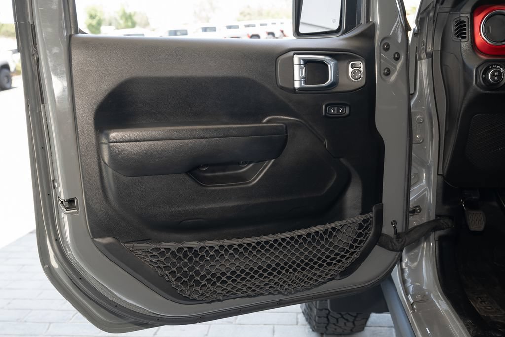 Used 2022 Jeep Gladiator Rubicon w/ Trailer Tow Package AWD/4WD image 24