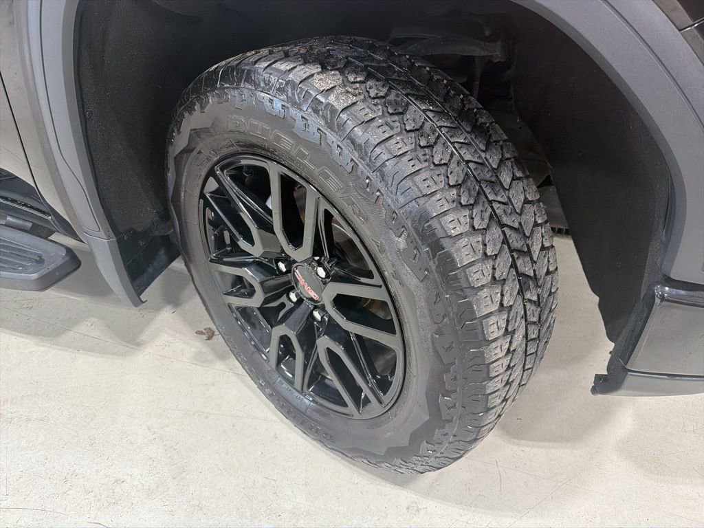 Used 2022 GMC Sierra 1500 Elevation w/ Elevation Premium Package AWD/4WD image 16