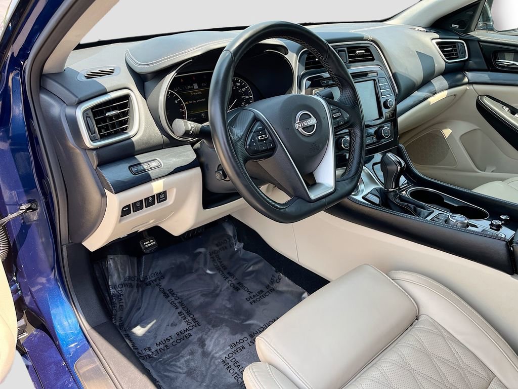 Used 2023 Nissan Maxima Platinum w/ Sport Mat Group image 9