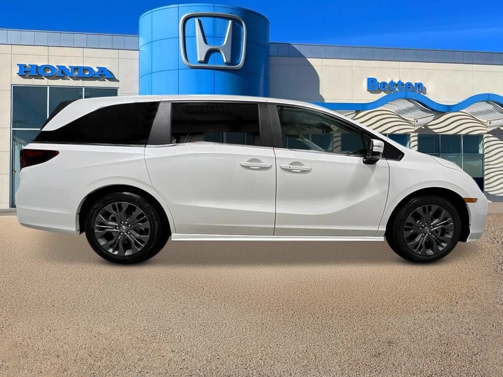 New 2026 Honda Odyssey Touring image 8