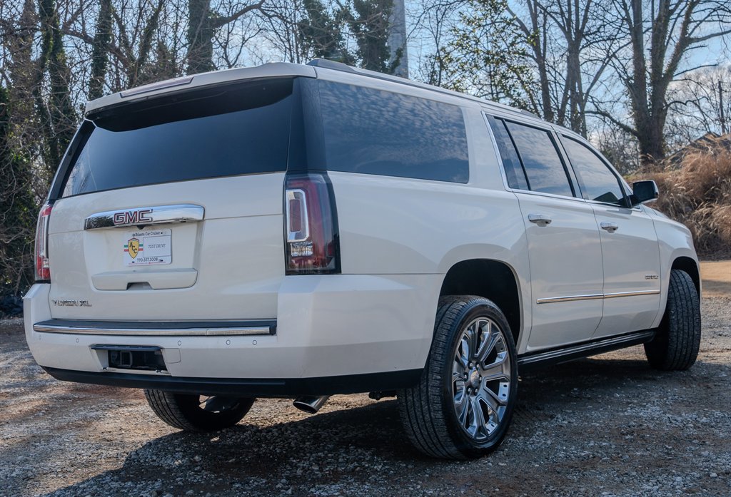 Used 2015 GMC Yukon XL Denali w/ Premium Package RWD image 5