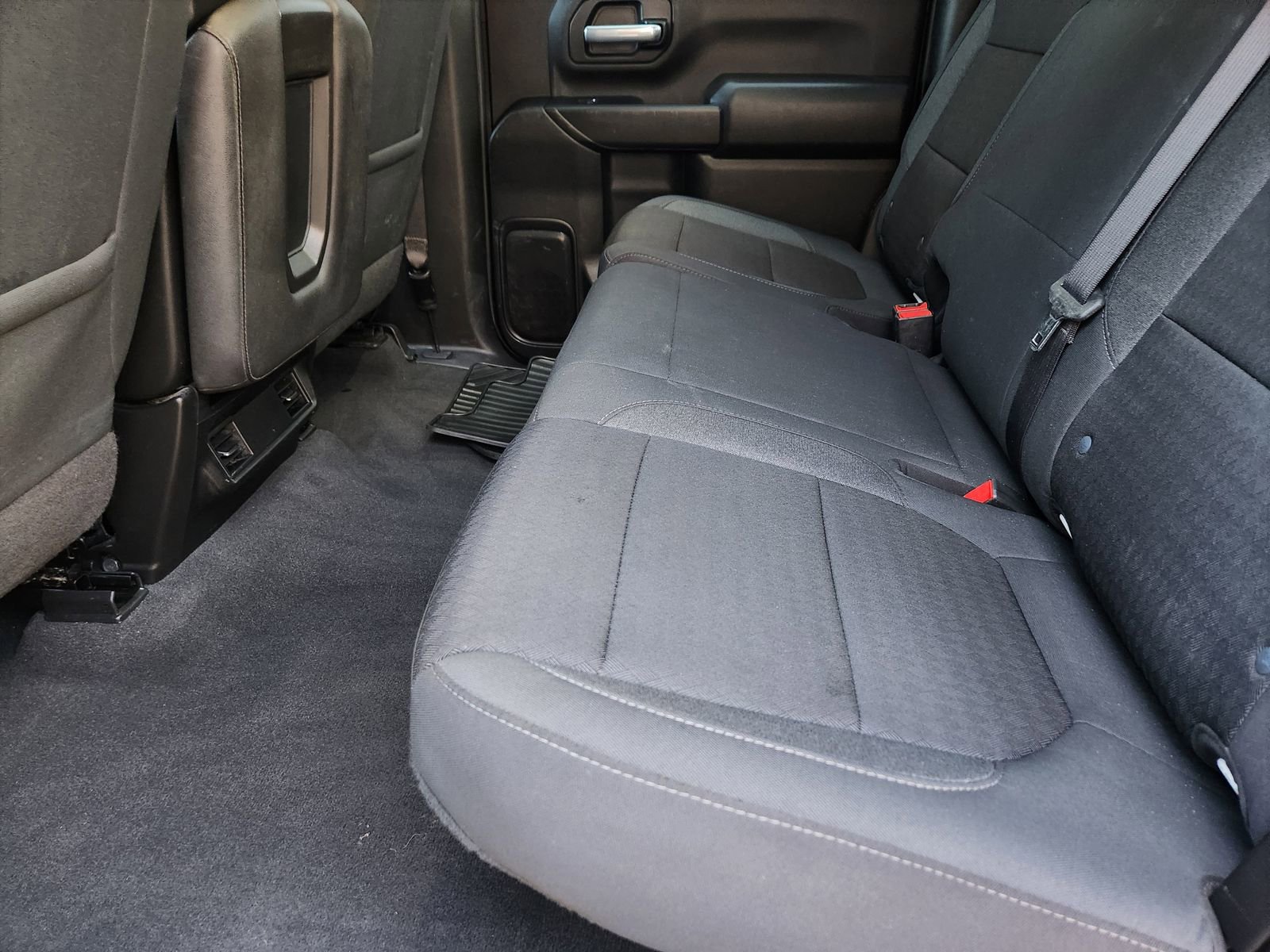 Used 2022 Chevrolet Silverado 2500 Custom w/ Custom Value Package image 33