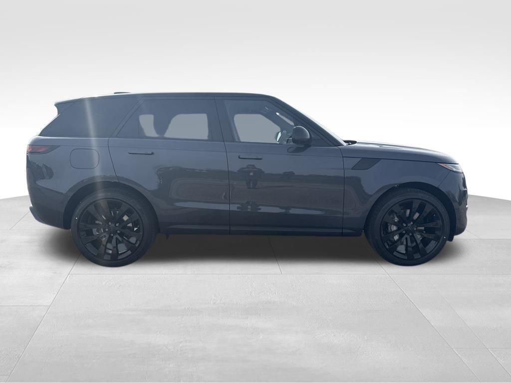 New 2026 Land Rover Range Rover Sport SE AWD/4WD image 6