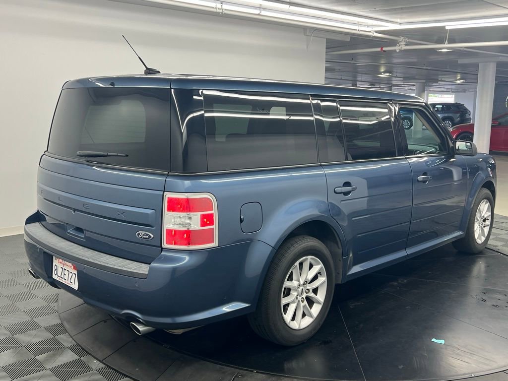 Used 2019 Ford Flex SE FWD image 3