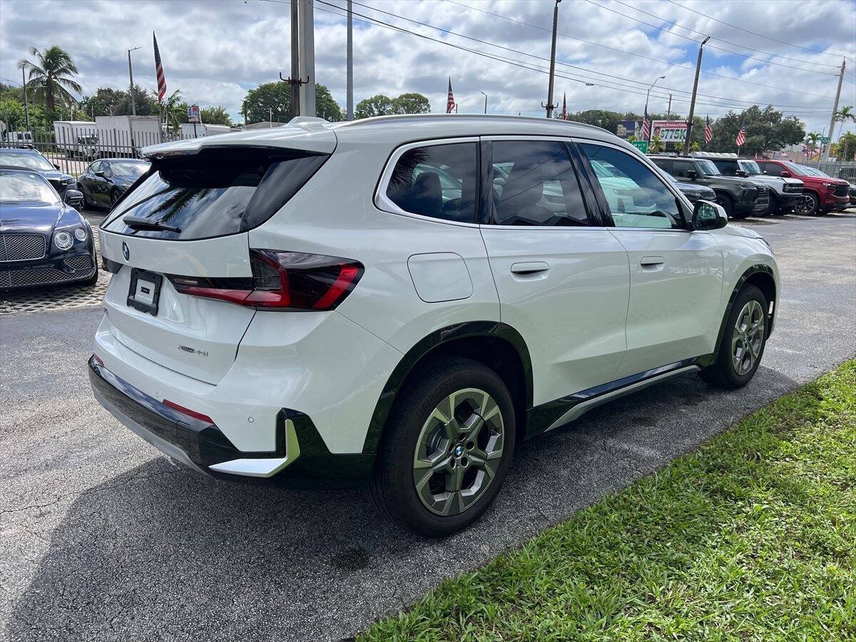 Used 2026 BMW X1 xDrive28i w/ Convenience Package AWD/4WD image 5