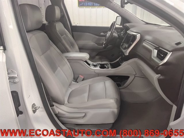 Used 2020 GMC Acadia SLT w/ LPO, Cargo Package FWD image 15