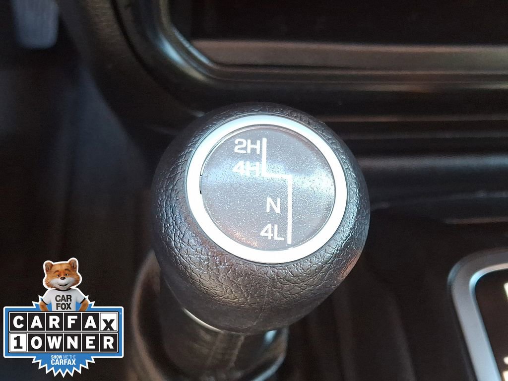 Used 2022 Jeep Gladiator Willys AWD/4WD image 27