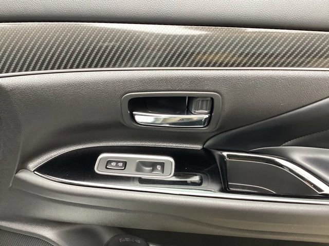 Used 2021 Mitsubishi Outlander LE AWD/4WD image 23