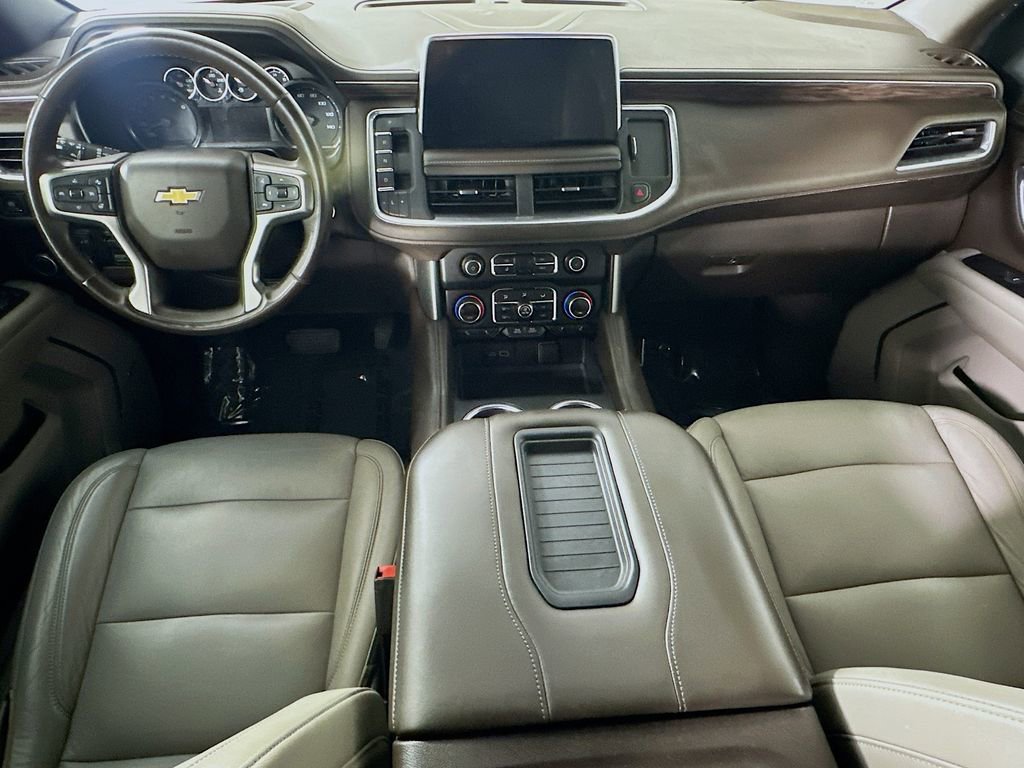 Used 2021 Chevrolet Tahoe LT w/ LT Signature Package RWD image 17
