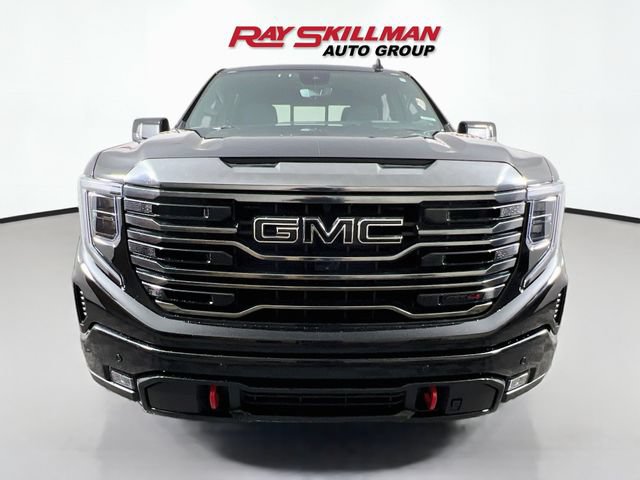 Used 2024 GMC Sierra 1500 AT4 w/ Technology Package AWD/4WD image 2