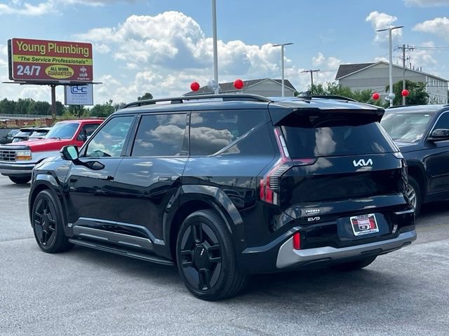 Certified 2024 Kia EV9 GT-Line AWD/4WD image 9