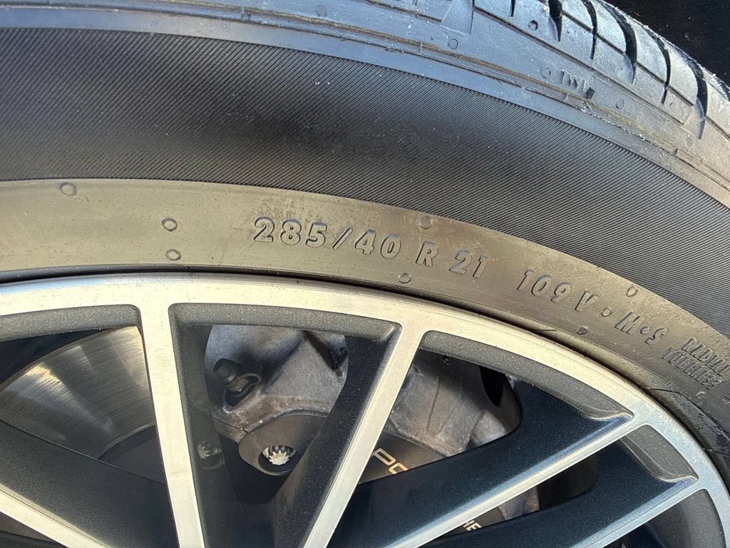 Used 2022 Porsche Cayenne Coupe AWD/4WD image 36