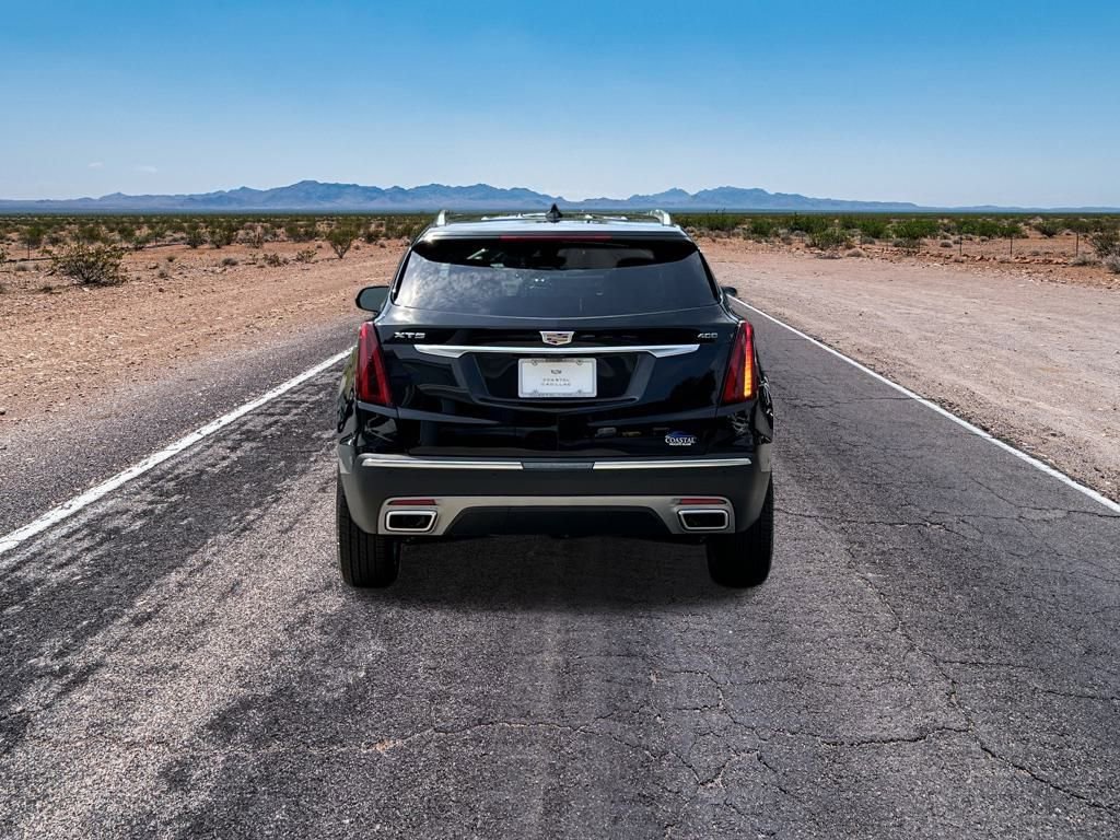 Used 2025 Cadillac XT5 Premium Luxury w/ Technology Package image 13