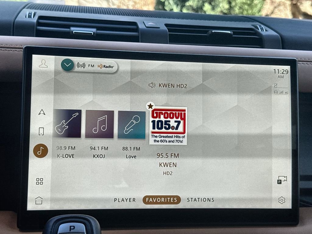 Certified 2024 Land Rover Defender 130 X image 24