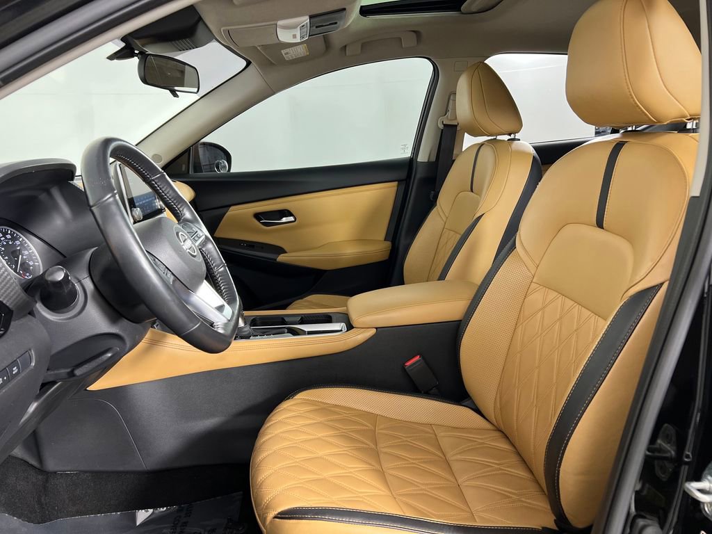 Used 2024 Nissan Sentra SV w/ SV Premium Package image 10