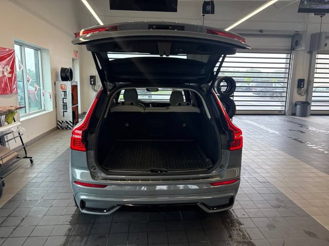 Used 2023 Volvo XC60 B5 Plus w/ Protection Package Premier FWD image 22
