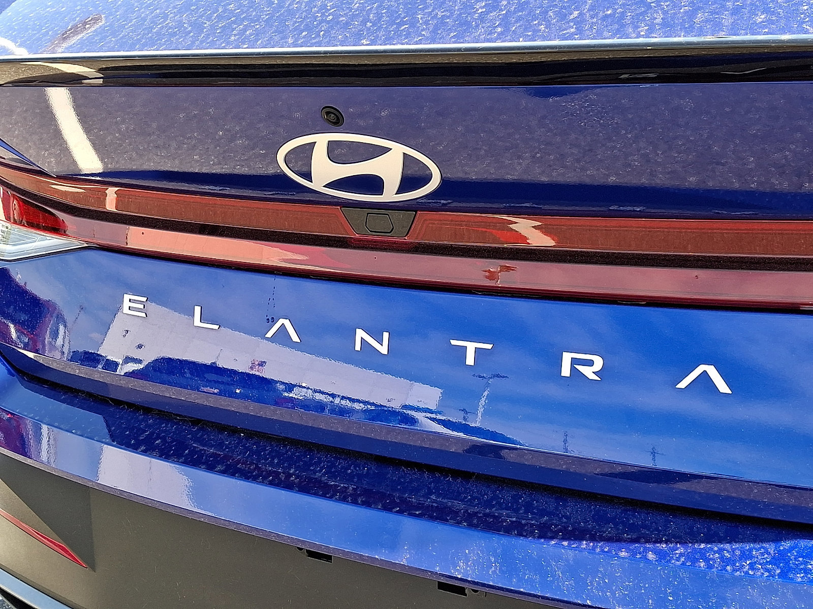 Certified 2025 Hyundai Elantra Sport FWD image 30