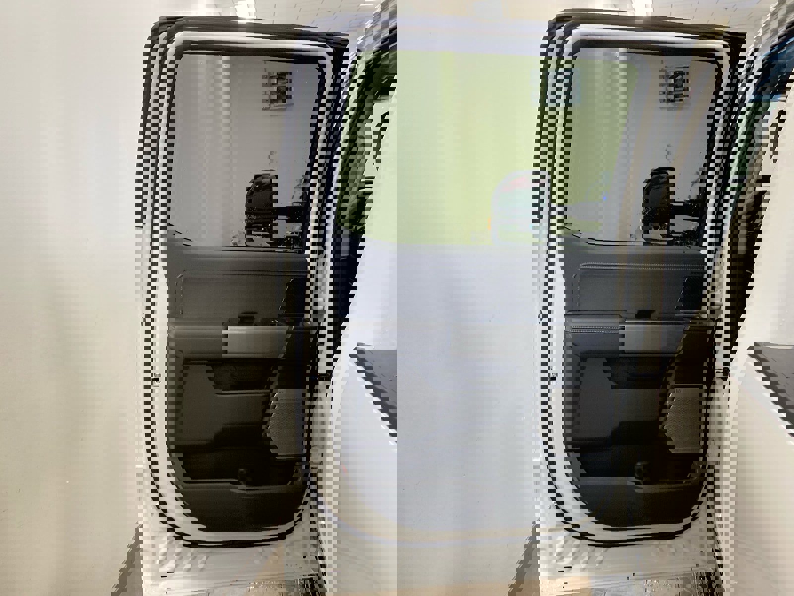 New 2026 Ford F250 Lariat w/ Black Appearance Package image 11