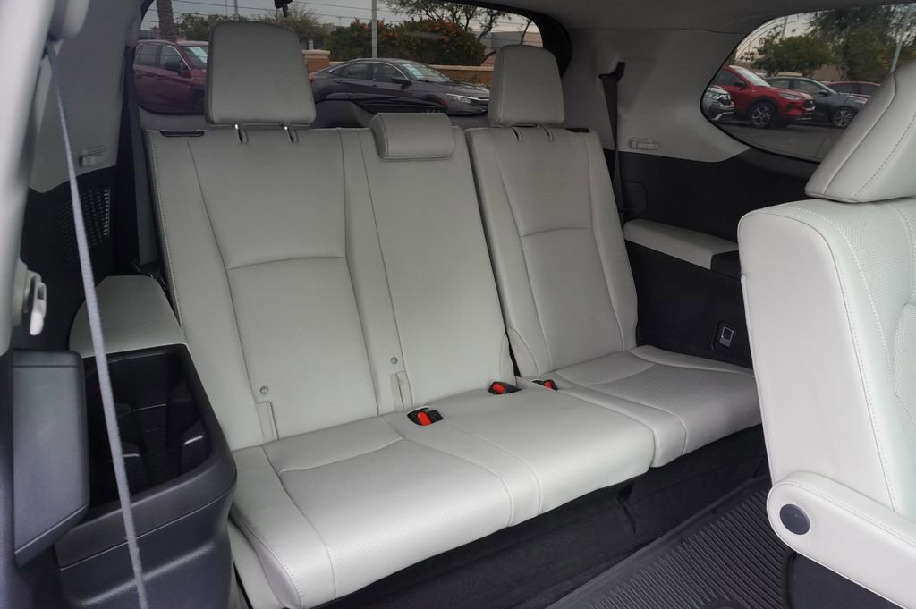 Used 2025 Toyota Grand Highlander FWD image 10