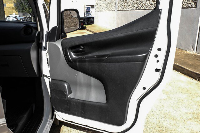 Used 2019 Nissan NV200 S w/ Cruise Control Package image 44