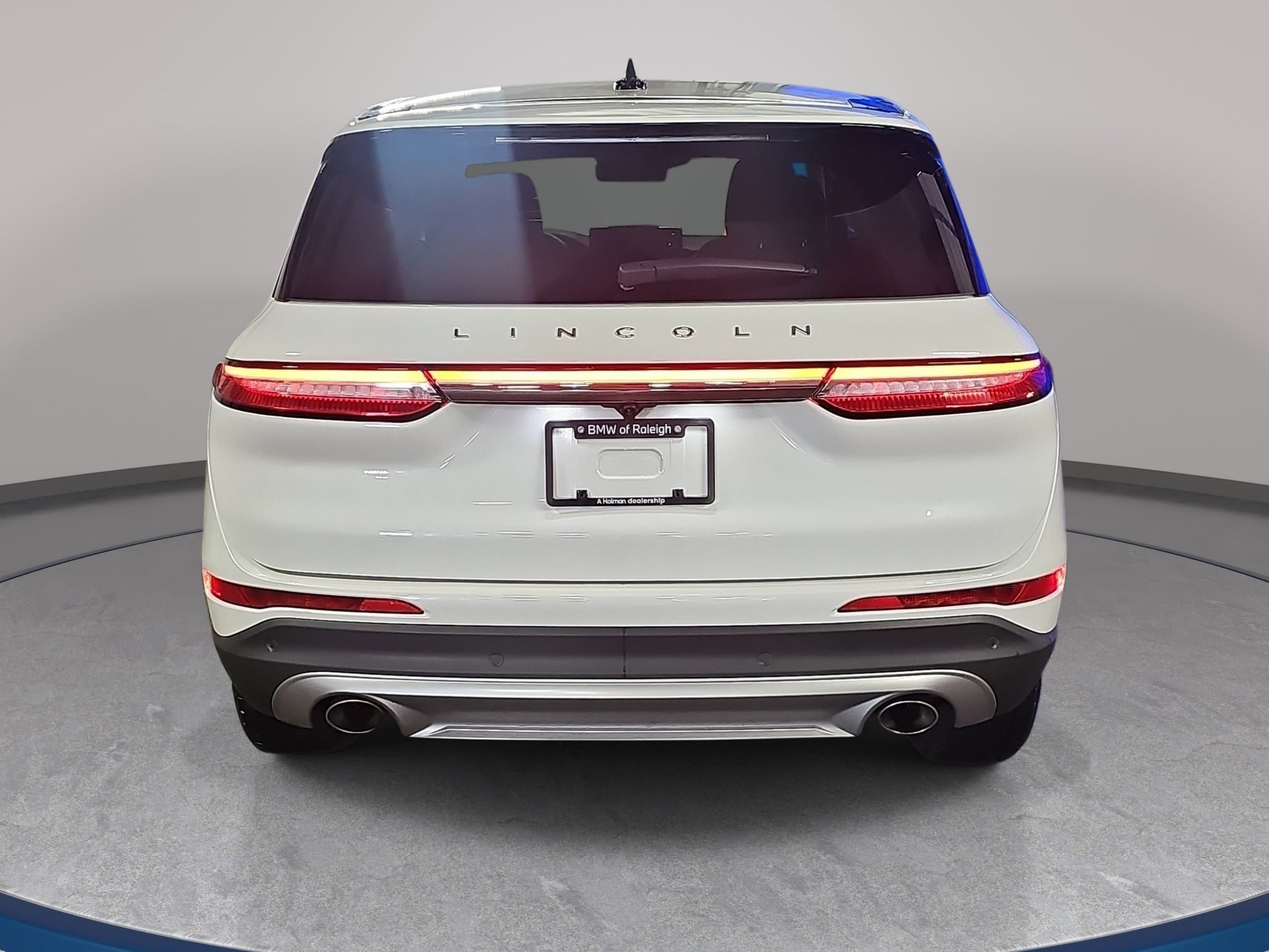 Used 2023 Lincoln Corsair FWD w/ Equipment Group 101A image 6