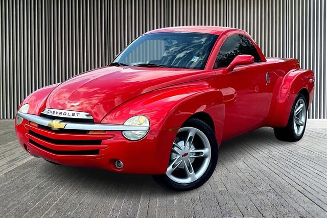 Used 2004 Chevrolet SSR w/ Preferred Equipment Group