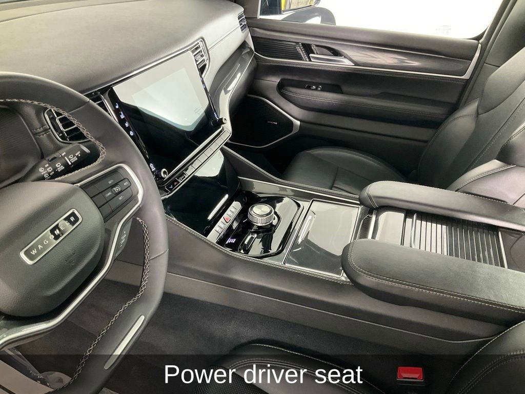 Used 2023 Jeep Wagoneer 4WD w/ Premium Group I image 17