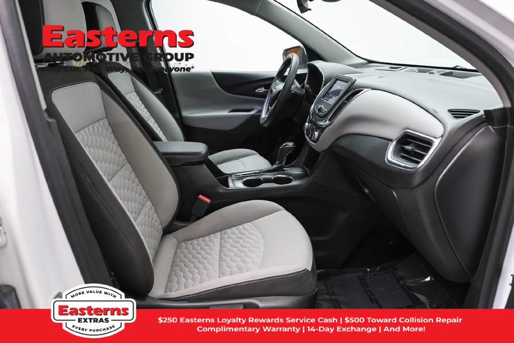 Used 2021 Chevrolet Equinox LT FWD image 24