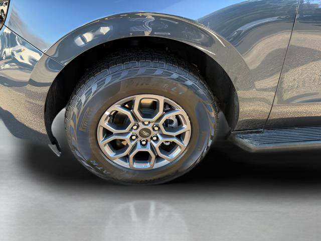 Used 2025 Ford Expedition Max Active AWD/4WD image 24