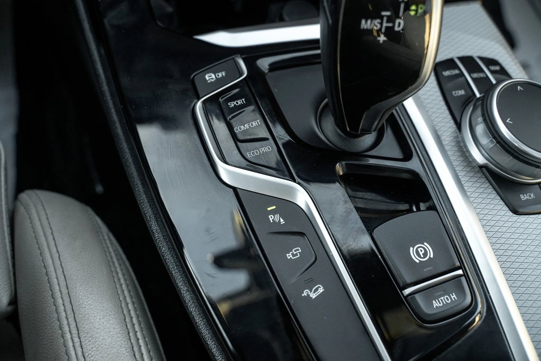 Used 2018 BMW X3 M40i image 30