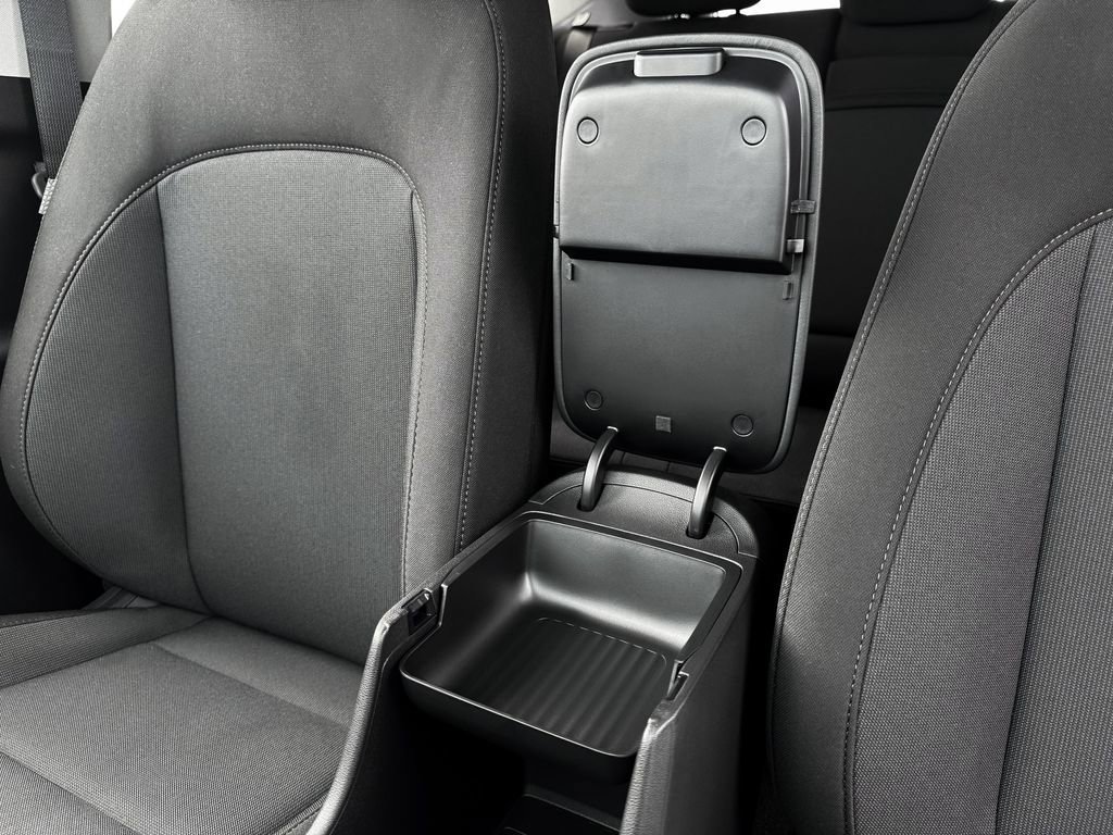 New 2025 Hyundai Kona SEL image 27