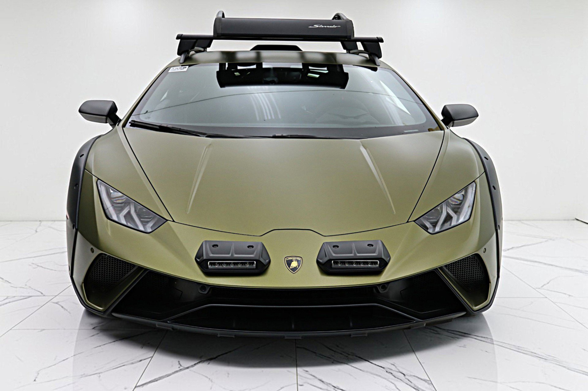 Used 2023 Lamborghini Huracan Sterrato image 16