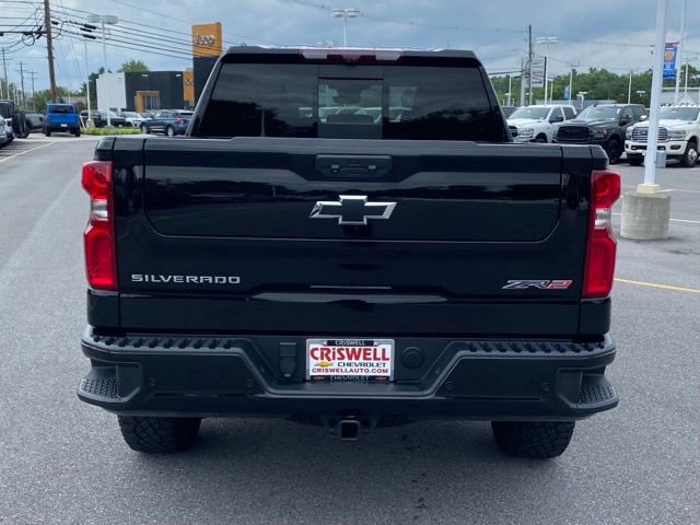 Used 2023 Chevrolet Silverado 1500 ZR2 w/ Technology Package AWD/4WD image 4