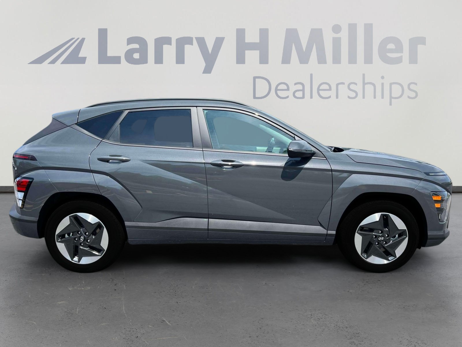 New 2025 Hyundai Kona SEL FWD image 9