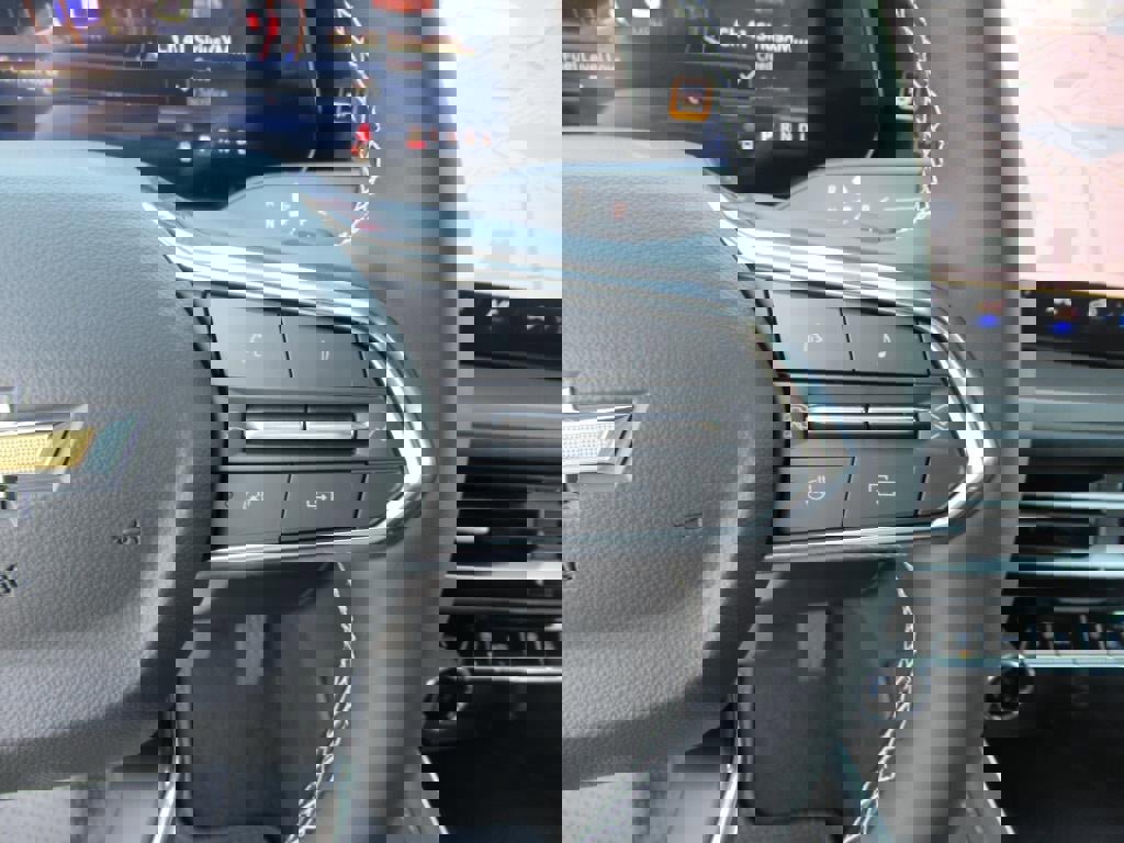 New 2026 Chevrolet Traverse LT image 18