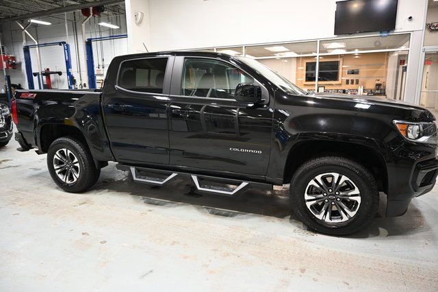 Used 2022 Chevrolet Colorado Z71 image 4