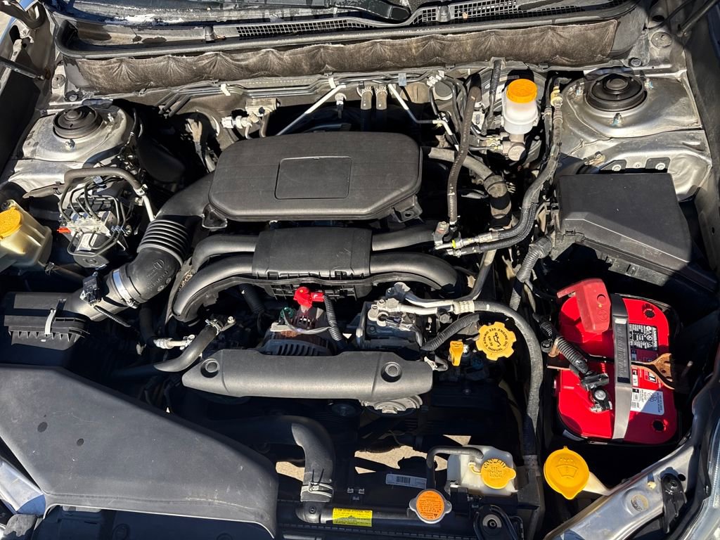 Used 2010 Subaru Outback 2.5i Limited image 28