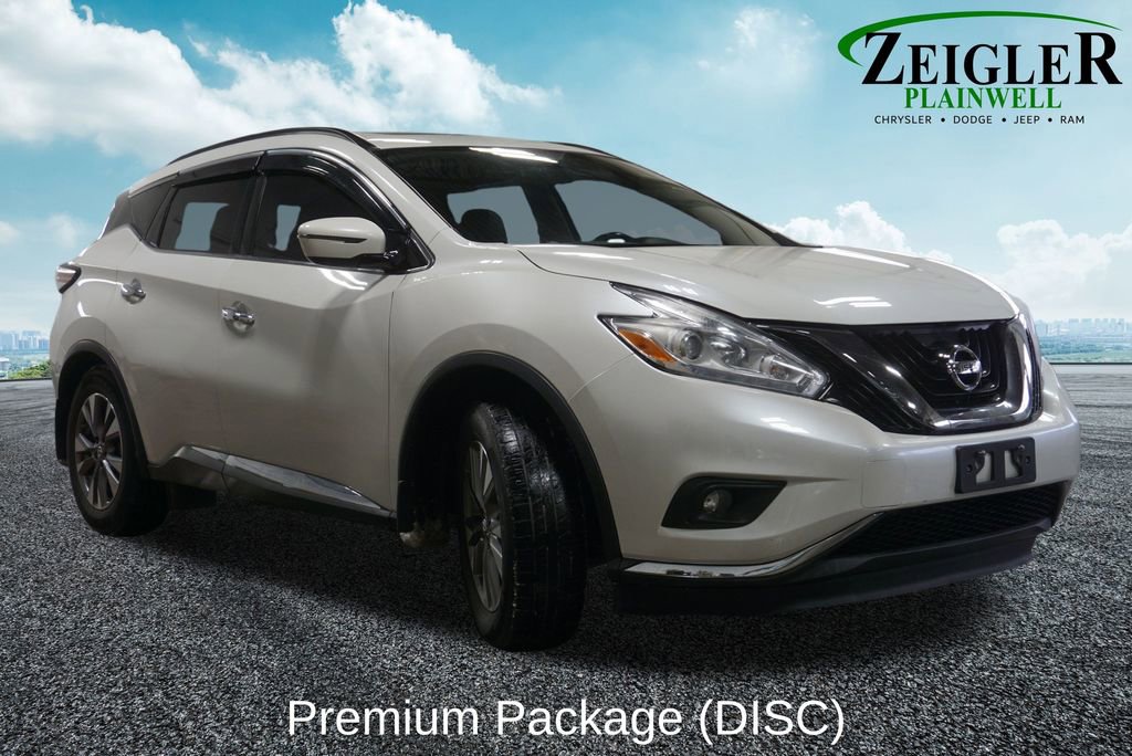 Used 2017 Nissan Murano SV image 4