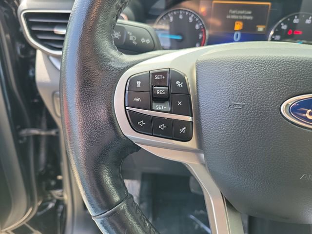 Used 2022 Ford Explorer XLT w/ Equipment Group 202A image 16