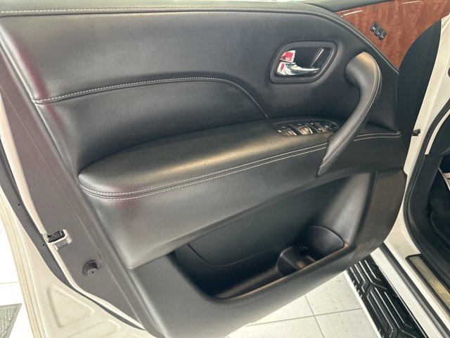 Used 2018 INFINITI QX80 4WD w/ Driver Assistance Package image 9